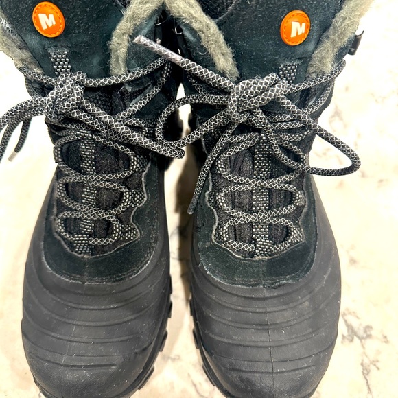 Merrell black/smoke performance waterproof ankle boots - Picture 2 of 13